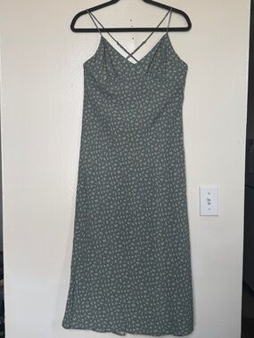 sienna olive knit midi dress Sienna Short Sleeve Bridesmaids Dress in Olive